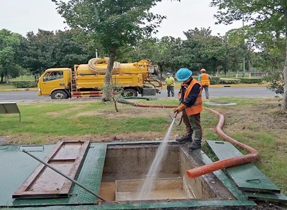 望花化油池清理